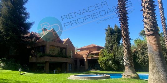 Venta De Casa De Lujo En La Comuna De Lo Barnechea