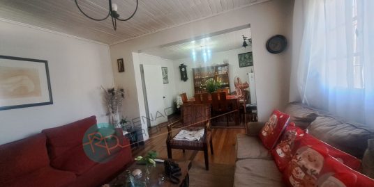 Amplia Casa En Conchalí Con Gran Potencial
